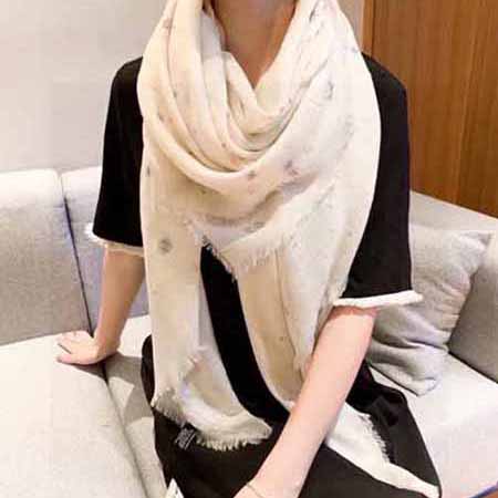 2022新款大品牌黑白針織圍巾CHANe女羊絨大披肩刺繡