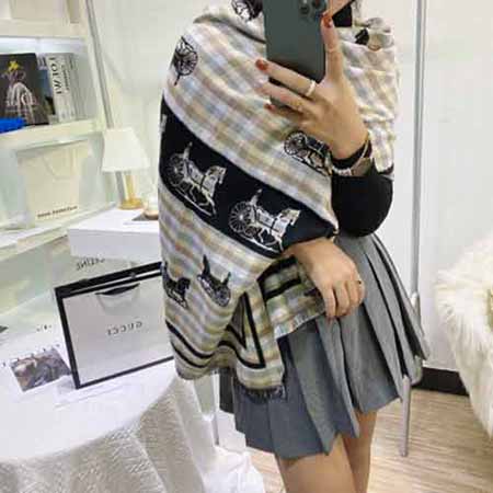 愛馬仕一個新的里程碑高等質(zhì)量雙面圍巾，兩面可用！