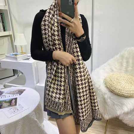 迪奧大品牌圍巾女冬季百搭高等感D家羊絨披肩圍脖