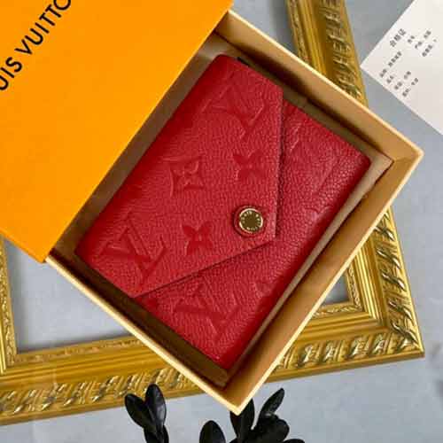 LV精湛工藝融合創新經典，錢夾內部