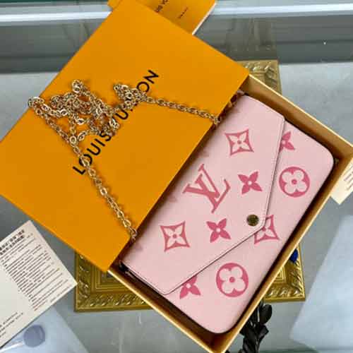 LV特別款Félicie Pochette可