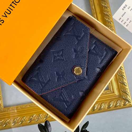 路易威登錢夾引領時尚！內部設計精巧獨特，展現品牌品質。