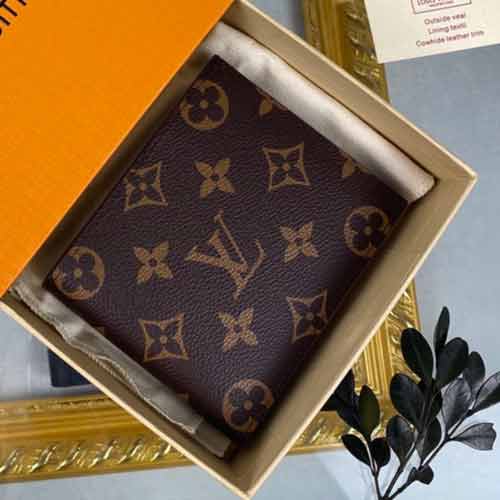 LVAMERIGO系列經典折疊短款錢夾M