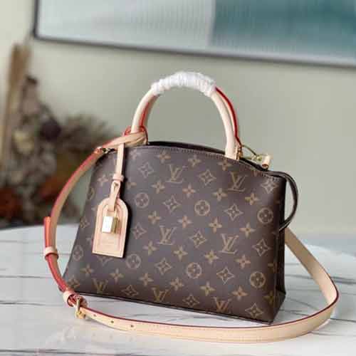 路易威登老花 Petit Palais Tote 包，品牌傳承與多種背攜方式精良結合！