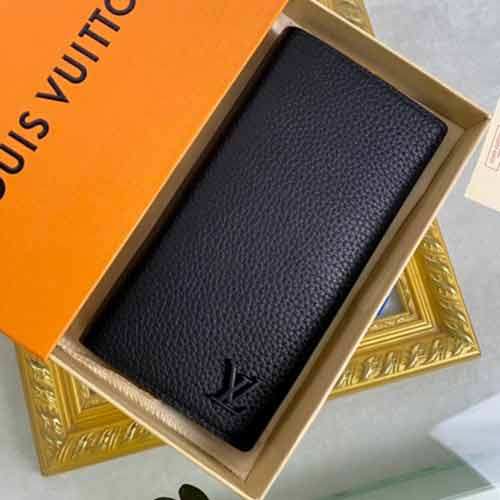 LV Aerogram Brazza 錢夾M69980：細膩質感，低調