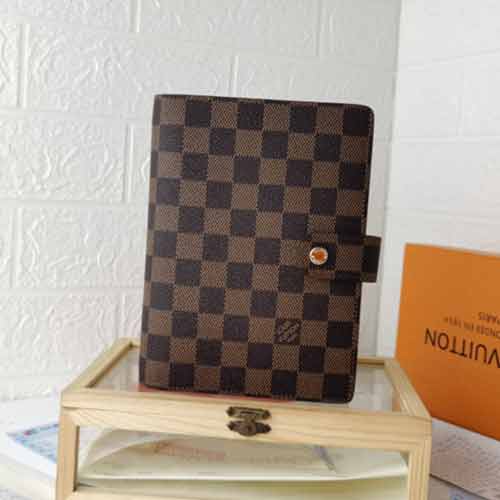 LV記事本封套M20004，精致LV字母