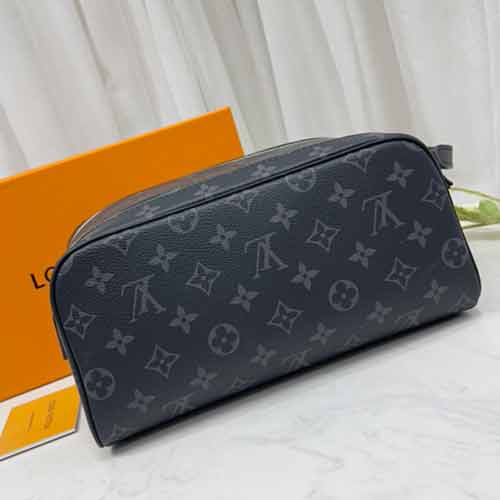 LV經典Monogram帆布黑花化妝包洗