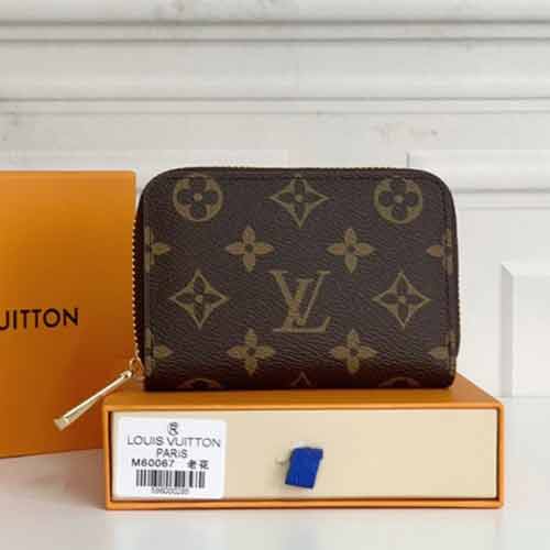 路易威登拉鏈零錢包M60067為都市人提供了理想的選擇。