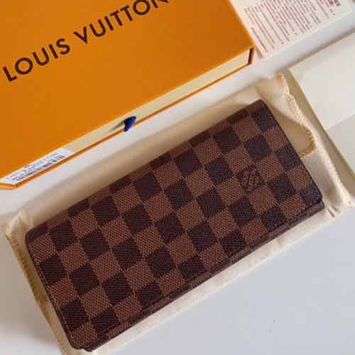 路易威登Monogram錢夾：實用手包外形，精巧構造，卡