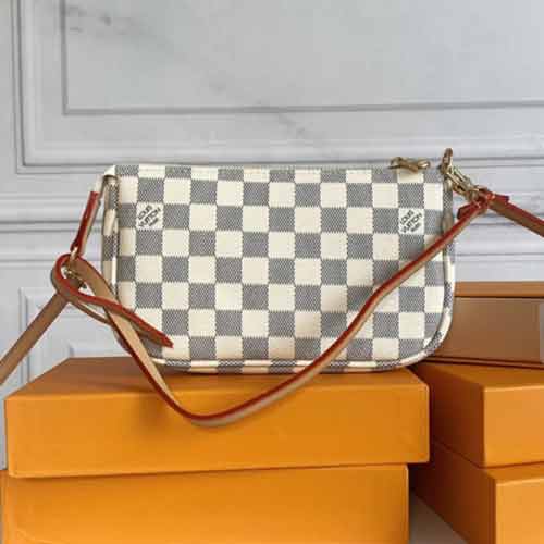 萬能輕便手袋！路易威登POCHETTE A