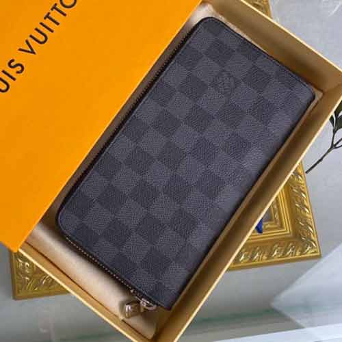 LV極為實(shí)用的活大號(hào)錢(qián)夾 黑格雙拉手包M62732