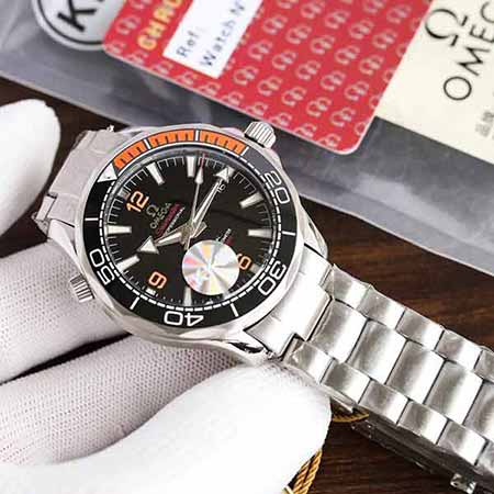 歐米茄手表官網官方烈推存海馬系列米潛水腕表